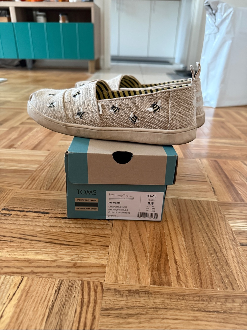 TOMS Natural Beige Bee Embroidered Espadrilles